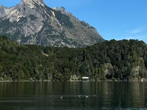 Única fracción  superficie 53.000m2, 7 casas  Costa Lago Moreno, Circuito Chico, Bariloche
