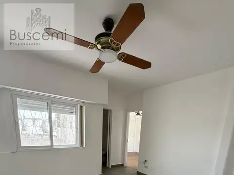 Departamento en Alquiler en Villa Ballester, $ 650.000