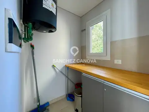 Casa 3 ambientes con 2 baños