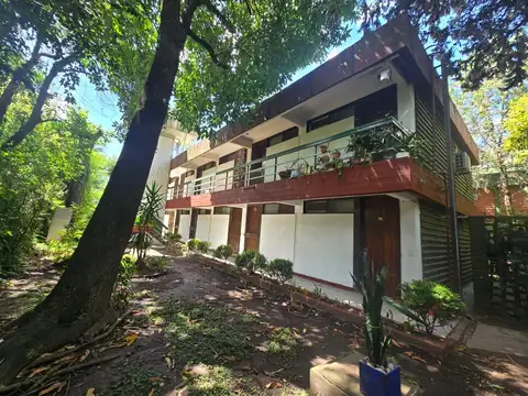 Estevez 3200, Piso PB