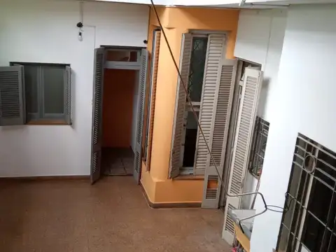 Depto Tipo Casa en Venta en Mataderos, USD 96.000