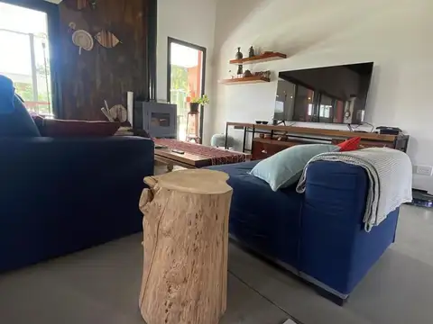Casa en Alquiler de 3 dormitorios