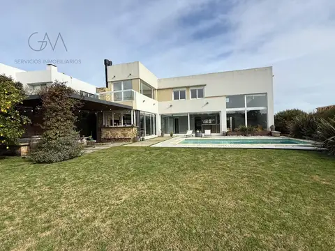 Casa en alquiler en Barrio Arenas del Sur