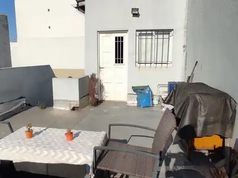 VENTA PH TIPO CASA DE 2/3 AMB CON TERRAZA Y PATIO
