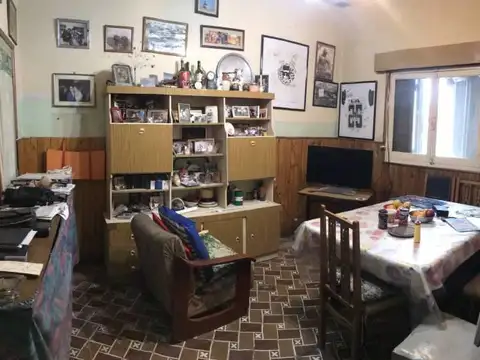 VENTA - Casa con local - San Francisco Solano