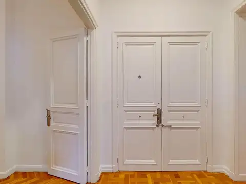 Departamento en Alquiler de 4 dormitorios