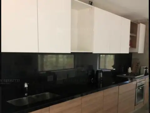 Casa 6 ambientes con 6 baños