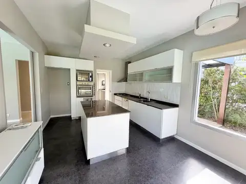 Casa  en Alquiler en Los Alisos, Nordelta,