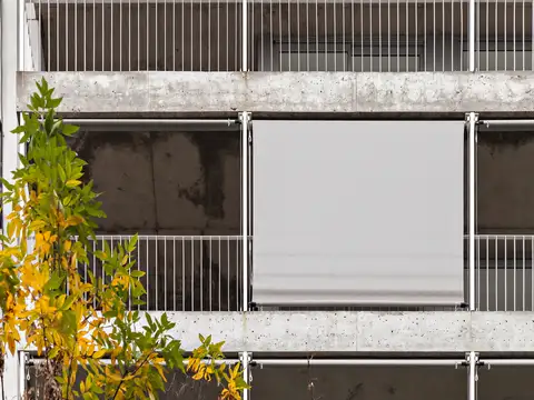 Avenida José María Moreno 400