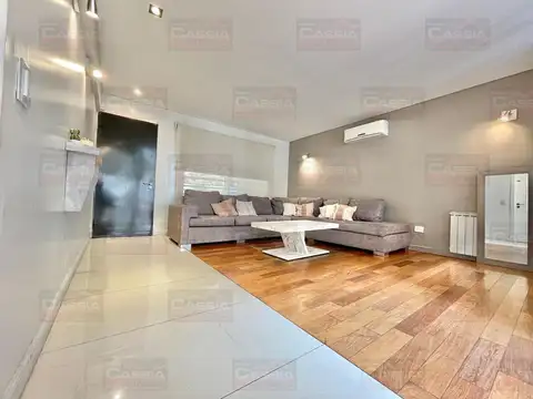 Casa en Alquiler en Lanús Oeste, USD 3.000