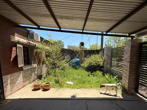 Casa en Venta en Deolindo Felipe Bittel, USD 47.000