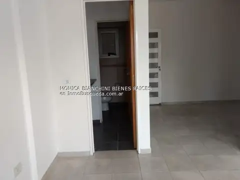 Local en Venta en Plaza Belgrano, USD 65.000