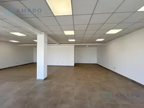 Local en Alquiler en Funes, $ 790.000