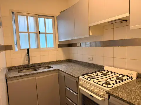 Depto Tipo Casa en Alquiler en Olivos, $ 950.000