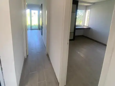 Depto Tipo Casa en Venta en Caisamar, USD 119.900