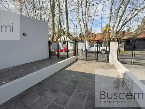 Falucho al 2300