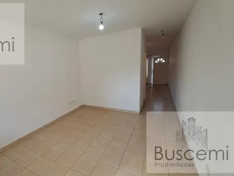 Depto Tipo Casa 4 ambientes con 1 baño