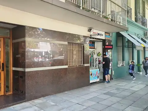 2 Ambientes   Impecable zona   Todos Transportes   Listo para mudarse