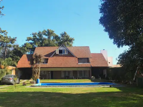 Casa Chalet -Quinta Parque  Pileta-Parrilla