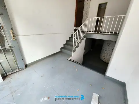 Local en Venta 37 años