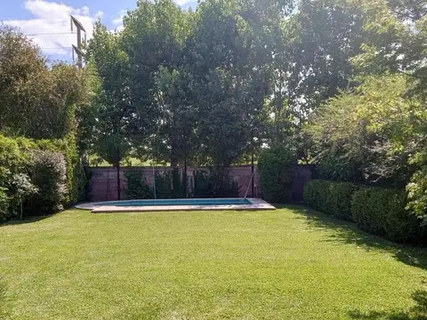 Casa en Alquiler Temporal en Tigre Centro, USD 3.500