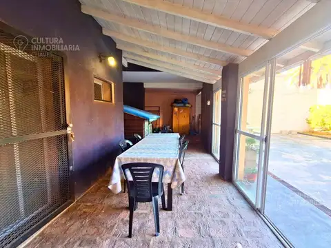 VENTA CASA 4 AMBIENTES LOTE DE 330 M2 ISIDRO CASANOVA
