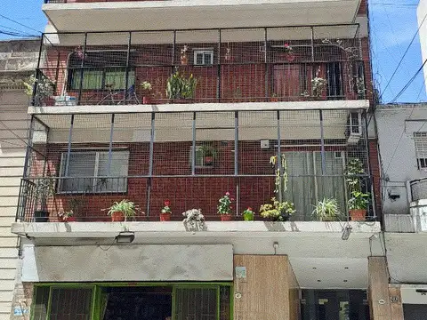 2 AMBIENTES PLANTA BAJA CON PATIO