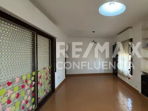 Casa en Venta en General Fernandez Oro, USD 115.000