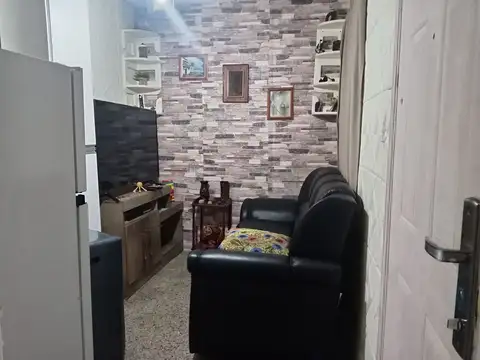 Depto Tipo Casa en Alquiler de 2 ambientes