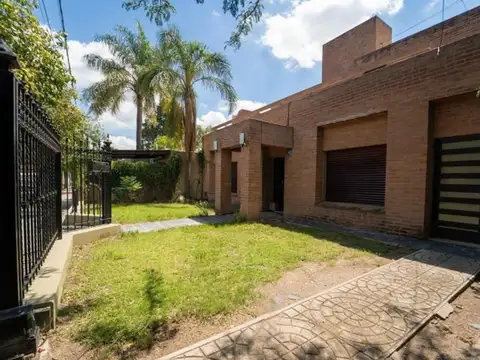 VENTA CASA 5 DORM CON COCHERA BAJO PALERMO