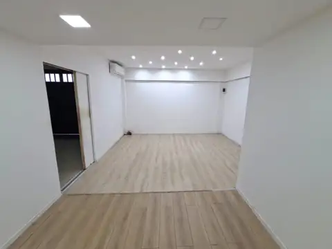 Alquiler galpón 200 m²