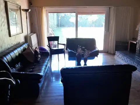 Casa en Venta en Olivos Roche, USD 450.000