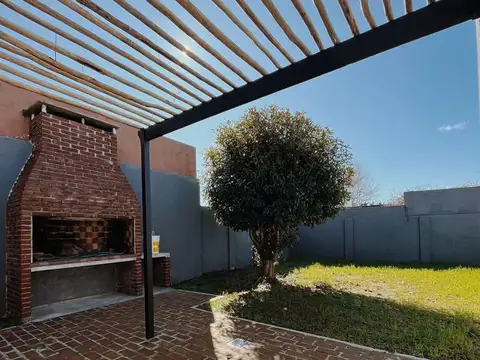 IMPERDIBLE Casa en VENTA apta crédito
