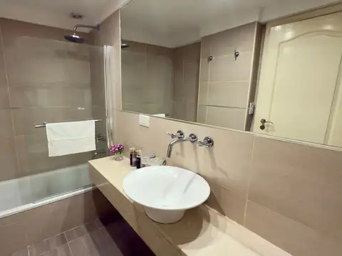 Departamento 3 Ambientes con balcón y cochera - Av. Colon al 1100