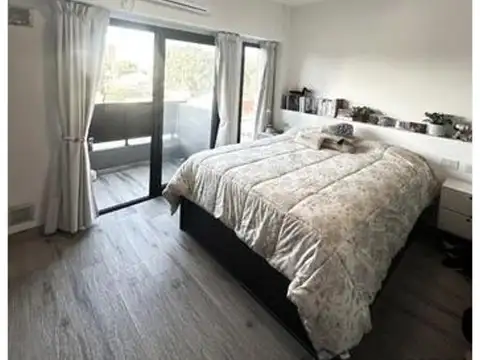 DEPARTAMENTO 2 AMBIENTES CON COCHERA CUBIERTA EN VENTA