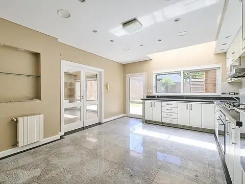Casa en Venta en Urquiza R, USD 950.000