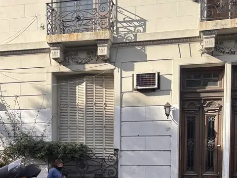 Depto Tipo Casa en Venta de 5 ambientes