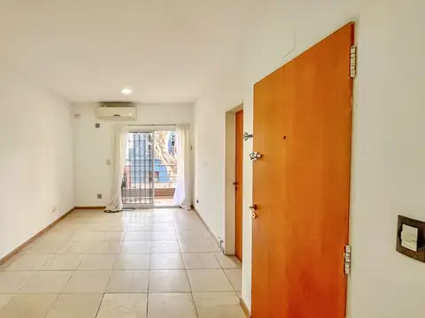 Depto Tipo Casa 3 ambientes con 2 baños