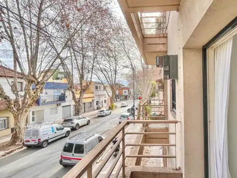 Depto Tipo Casa en Venta 15 años