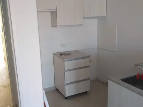 Departamento Monoambiente y Medio al Frente Segundo Piso