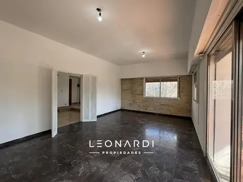 Oficina en Alquiler en Belen De Escobar, $ 1.700.000