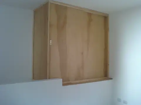Pasillo Duplex 1 Dormitorio y comodín SIN GASTOS CENTRALES