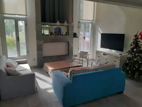 Casa en Alquiler Temporal de 5 dormitorios