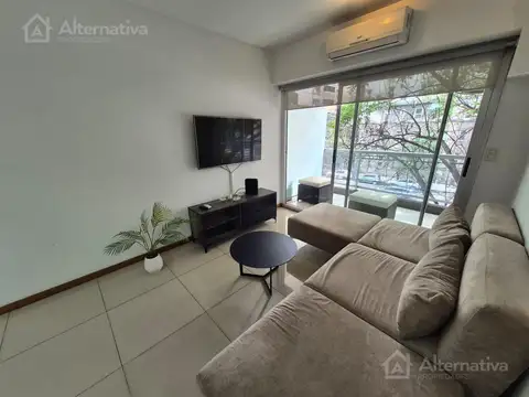 Av.  Las Heras al 3800 entre Ugarteche y Rep. Arabe de Siria