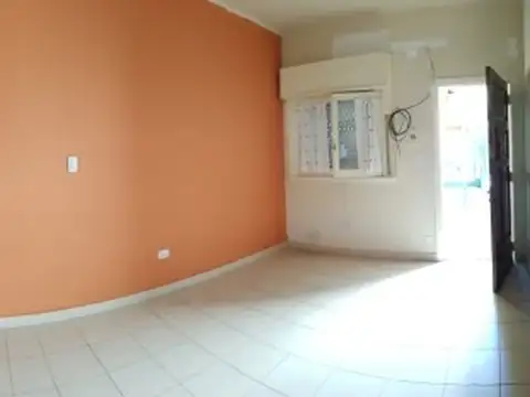 Casa en Venta en Ramos Mejia Sur, USD 140.000