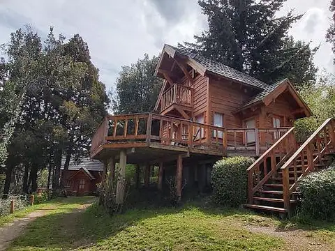 Oportunidad Comercial o Desarrollo en Bariloche - Complejo de Cabañas