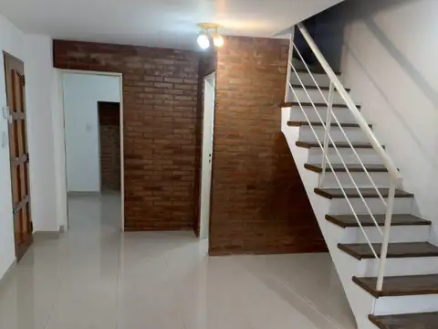Casa en Alquiler en Versalles, $ 1.550.000