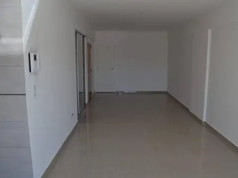 MONOAMBIENTE EN PATERNAL A ESTRENAR