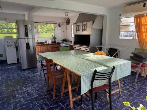 DEPARTAMENTO CON GALPON EN VENTA LANUS OESTE