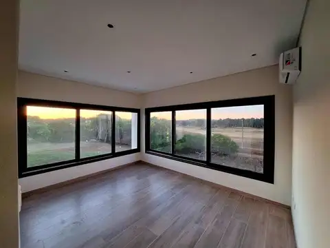 Casa en Venta en Costa Esmeralda, USD 450.000